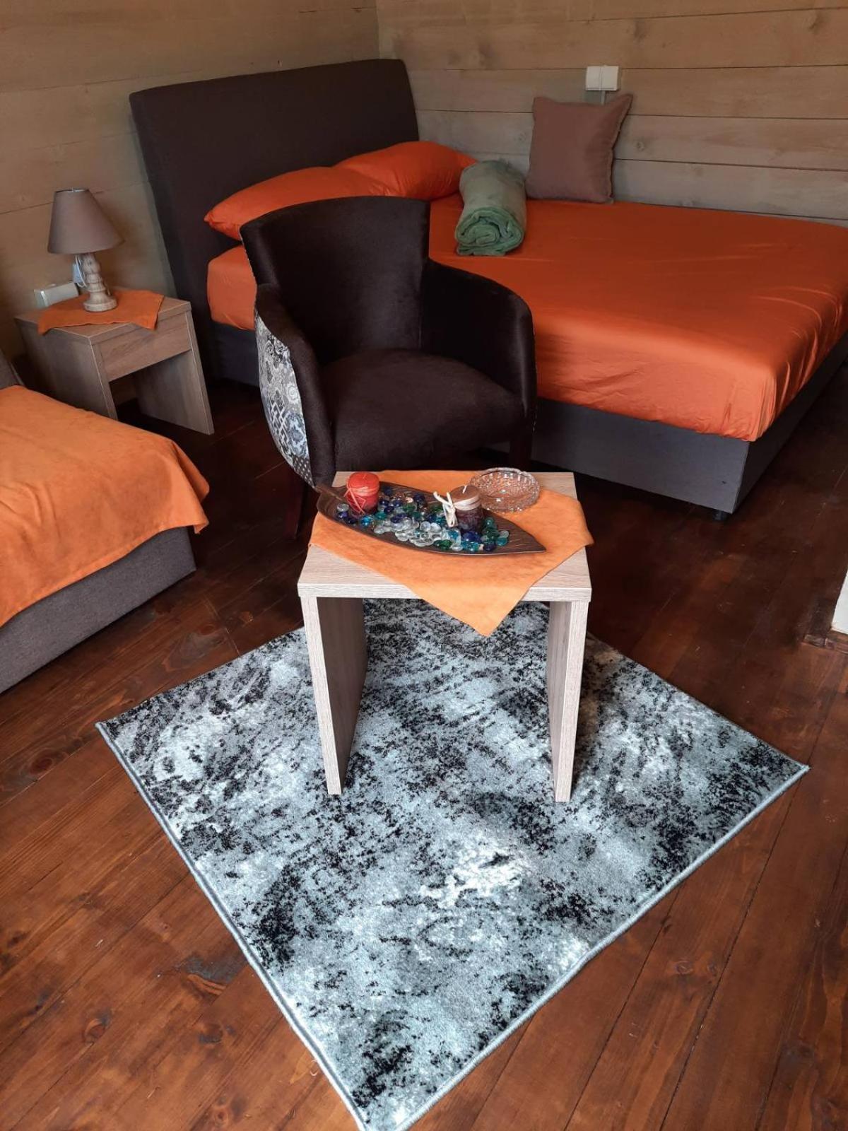 Mali Raj Apartmani Τσέτινιε Εξωτερικό φωτογραφία